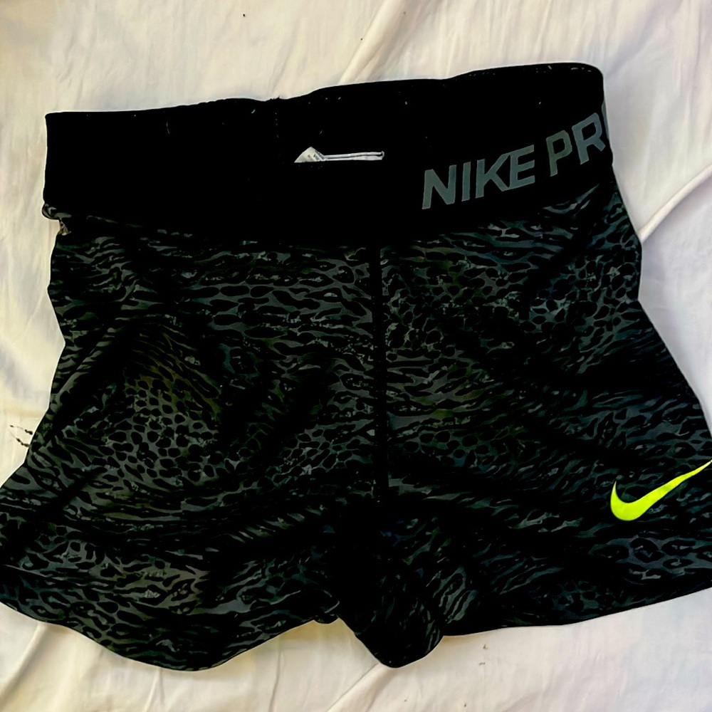 NIKE PROS x small